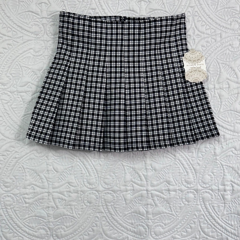 Altar'd State Black White Plaid Pleated Skort XS NWT High Waist‎ Academic